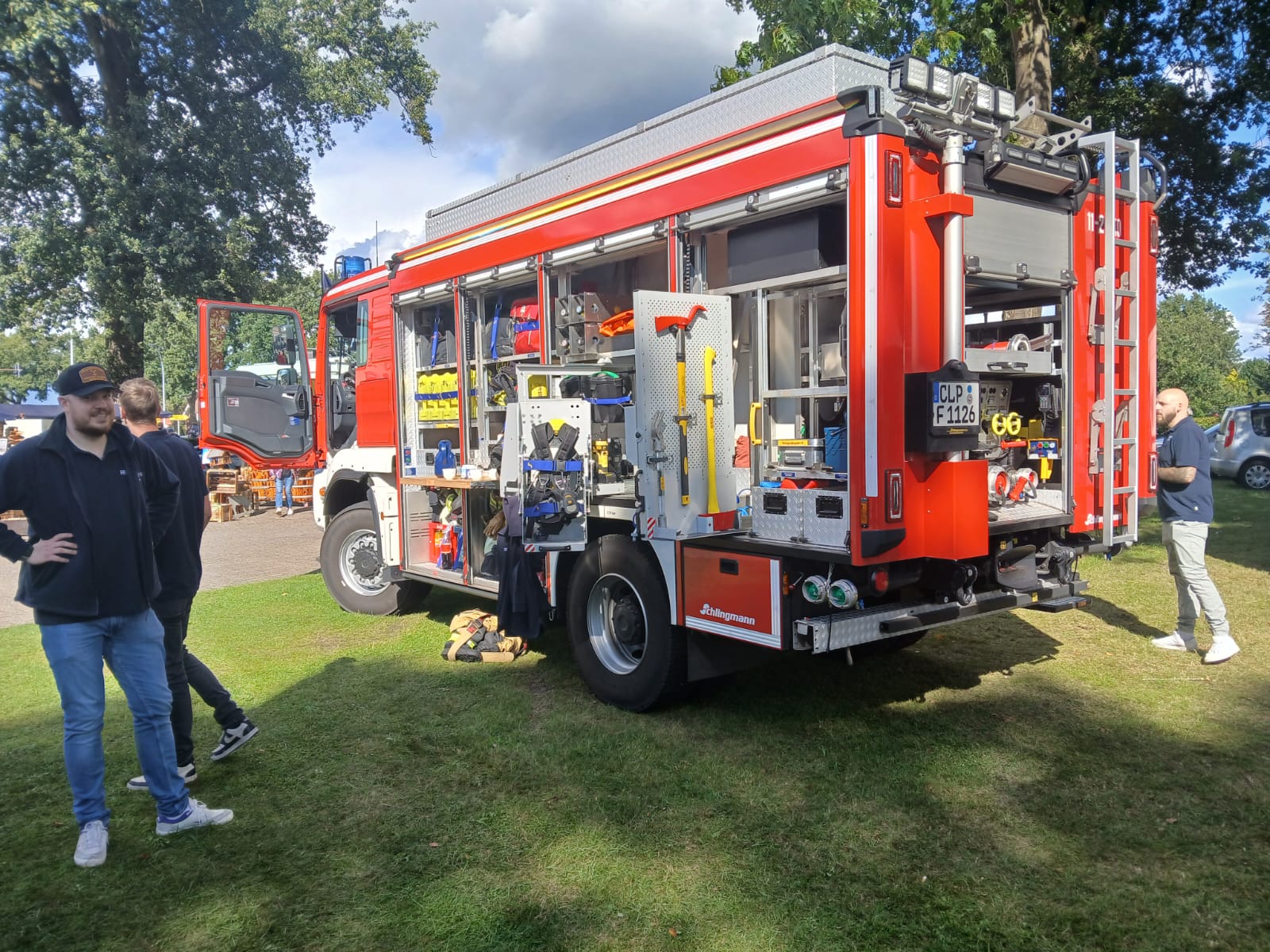 Feuerwehr Barßel beim Brauchtums- und Handwerkermarkt